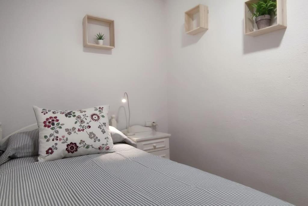 Apartamento En El Centro De Elche Con Terraza La Alborada Bagian luar foto